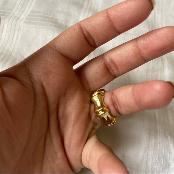 Vintage Inspired Gold Ring - Picture 4 of 8